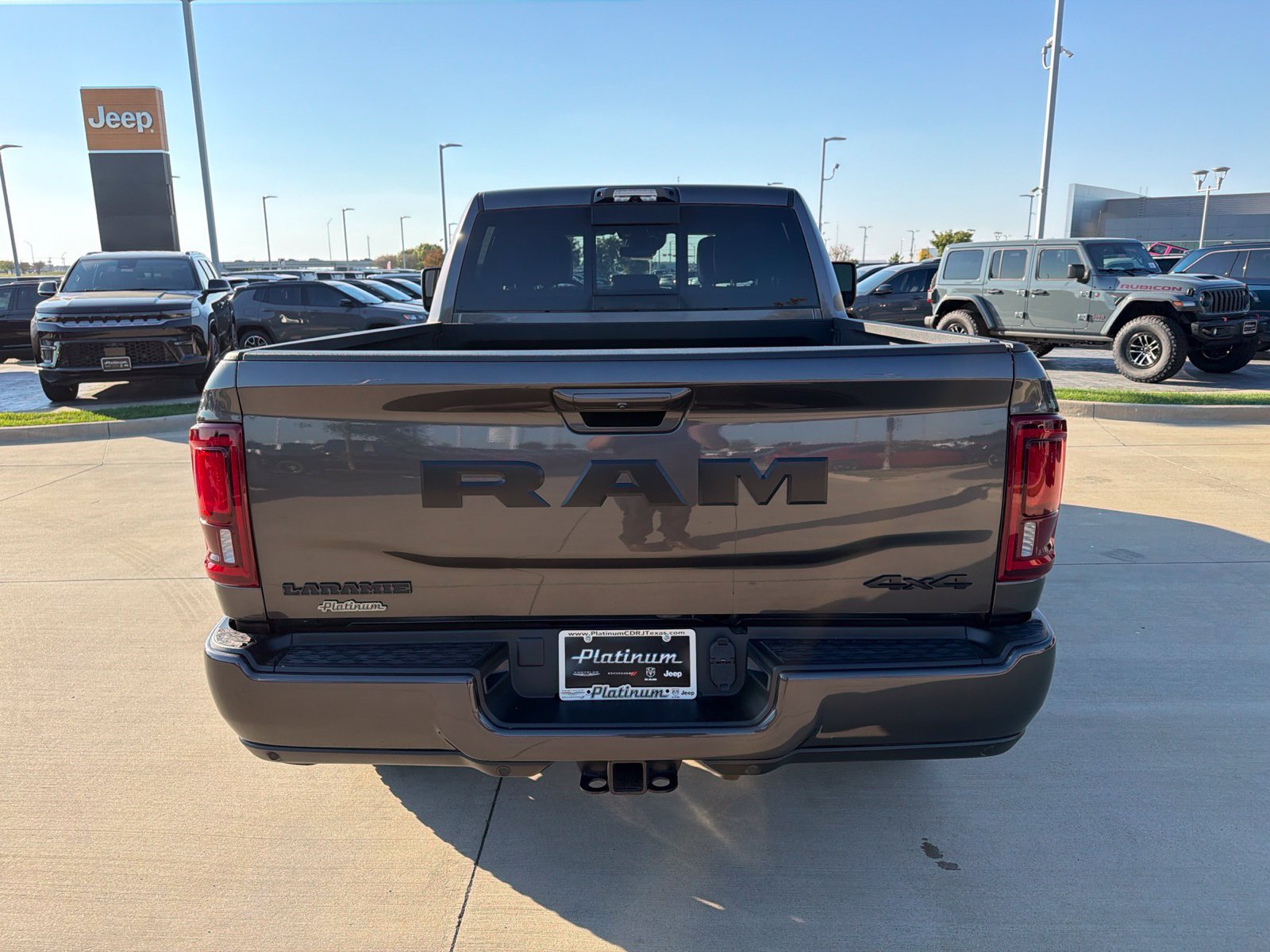 Used 2025 RAM 2500 Laramie AWD/4WD image 4