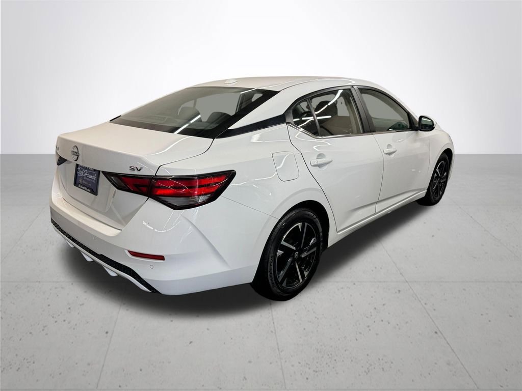 Used 2024 Nissan Sentra SV FWD image 7