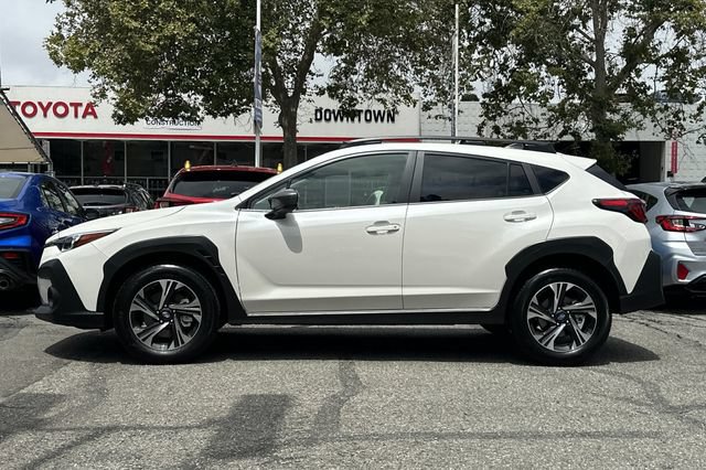 Used 2025 Subaru Crosstrek 2.5i Premium AWD/4WD image 7