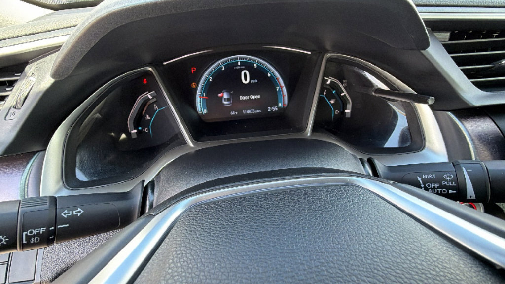 Used 2016 Honda Civic Touring image 21