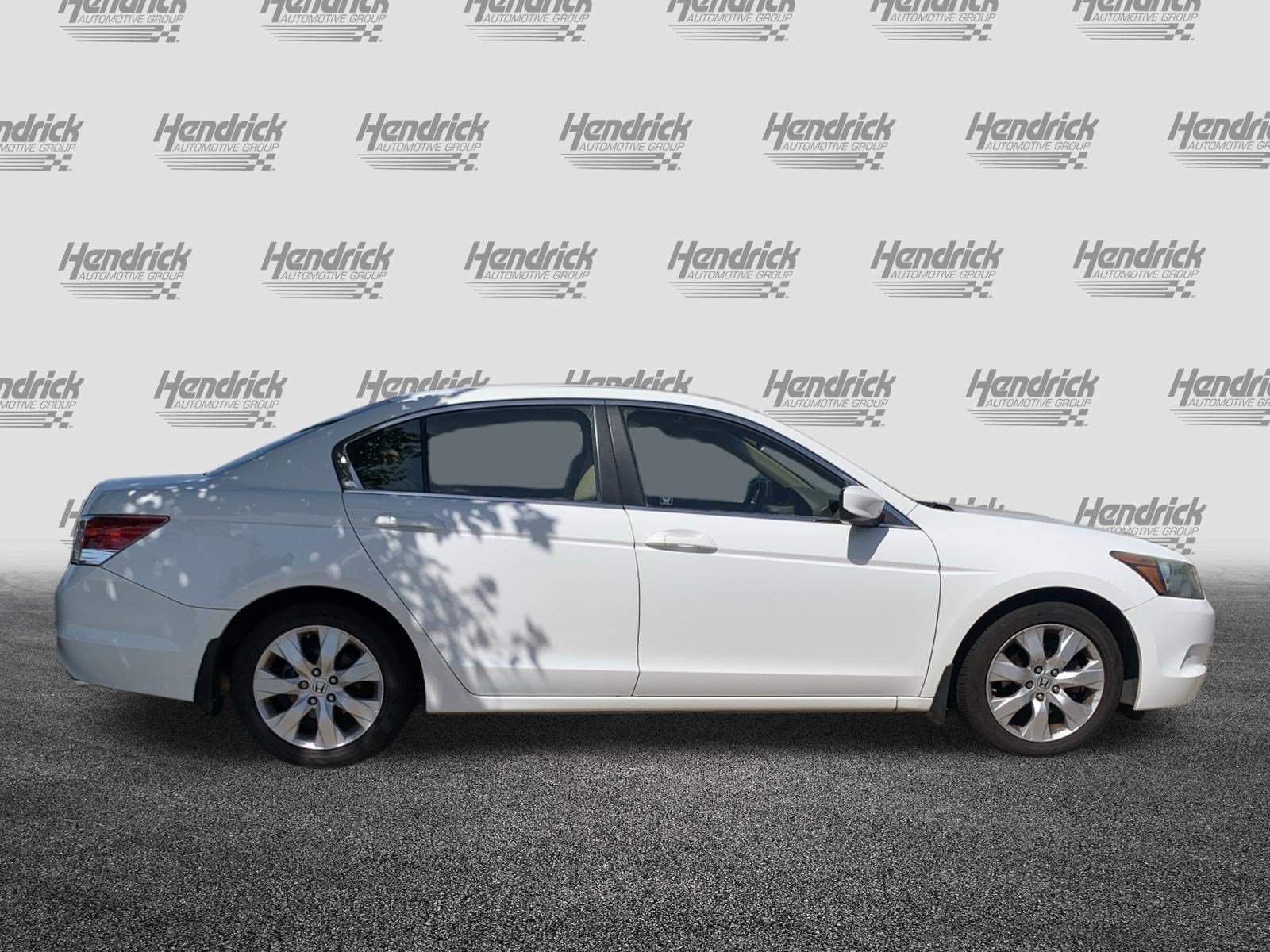 Used 2010 Honda Accord EX-L image 11