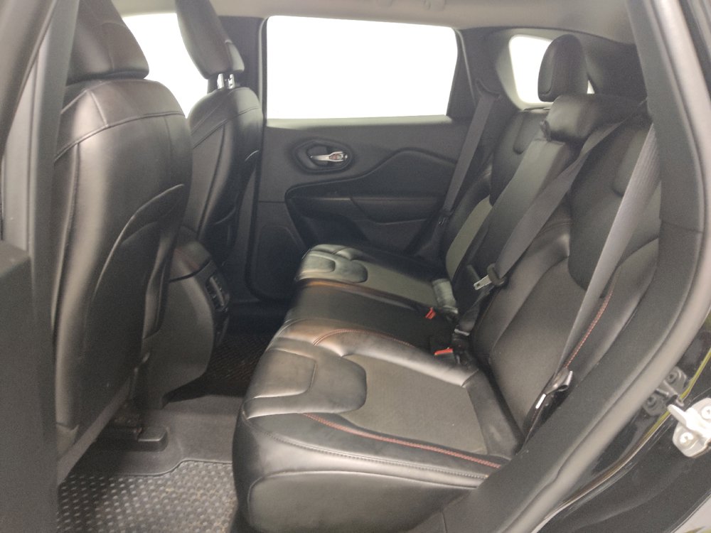 Used 2022 Jeep Cherokee Trailhawk AWD/4WD image 18