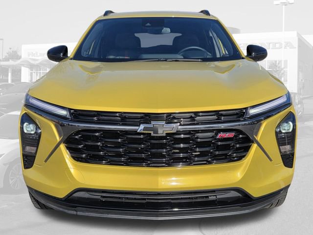 Used 2025 Chevrolet Trax RS w/ Driver Confidence Package image 6