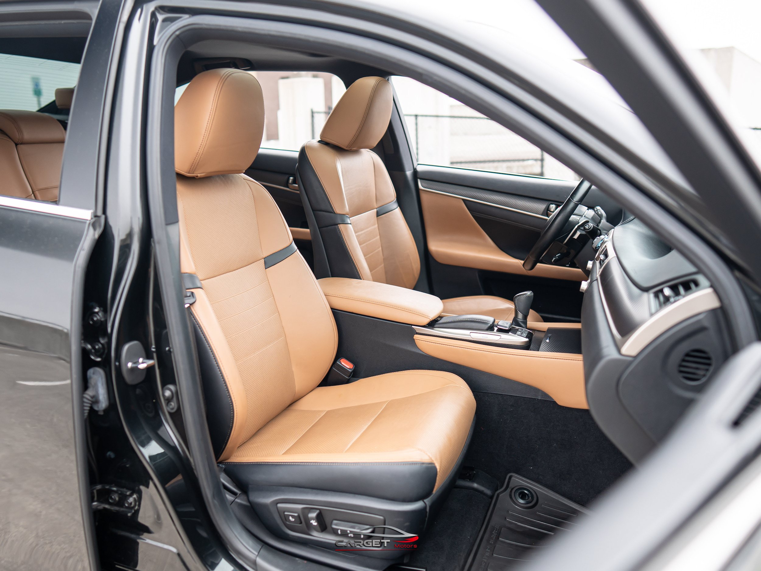 Used 2019 Lexus GS 350 F Sport AWD/4WD image 15