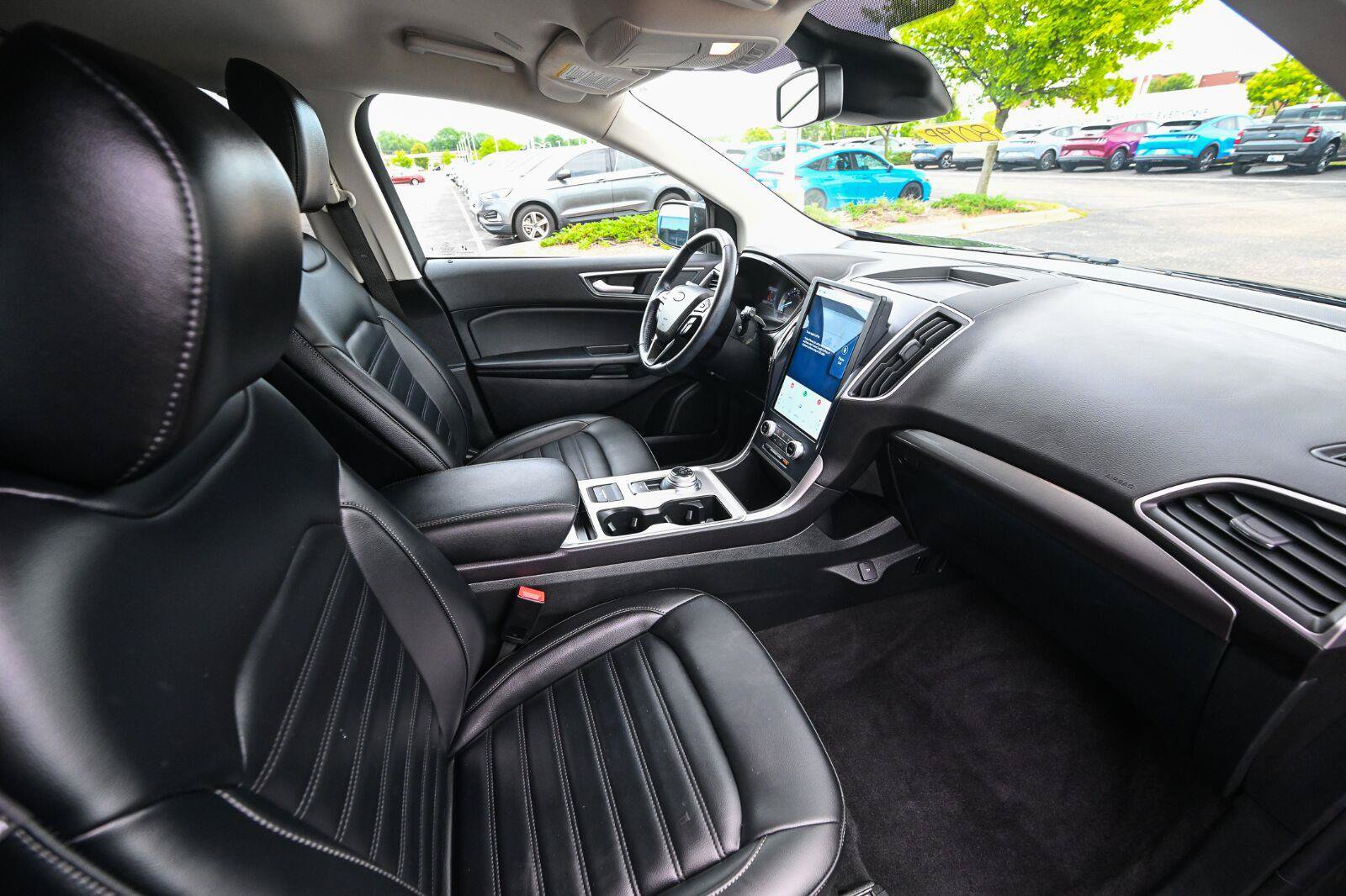 Used 2023 Ford Edge SEL AWD/4WD image 25