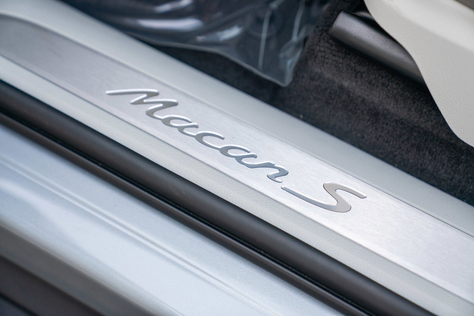 New 2026 Porsche Macan S image 12