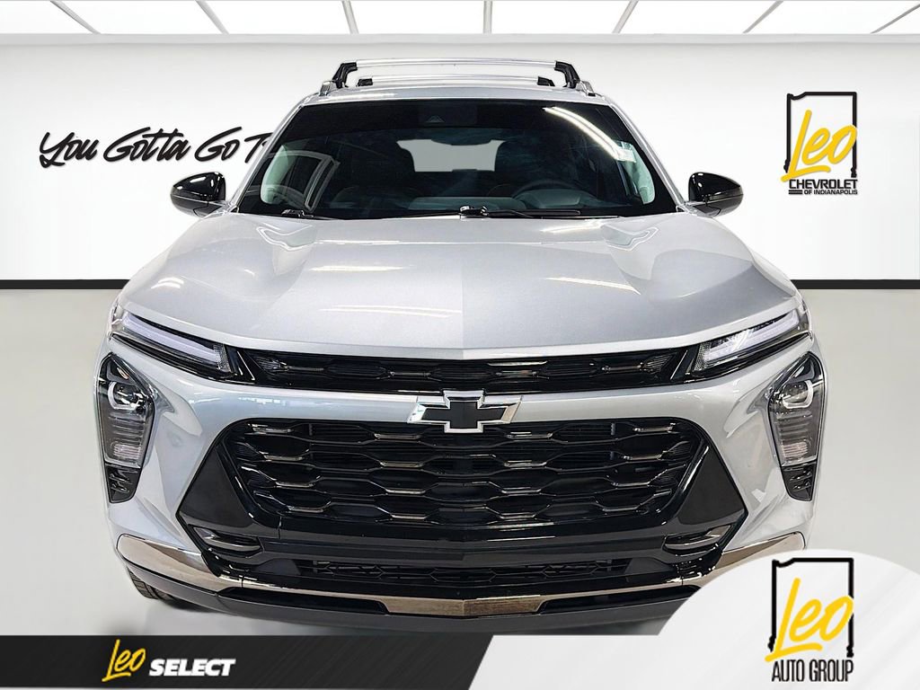 Used 2025 Chevrolet Trax ACTIV w/ Driver Confidence Package image 2