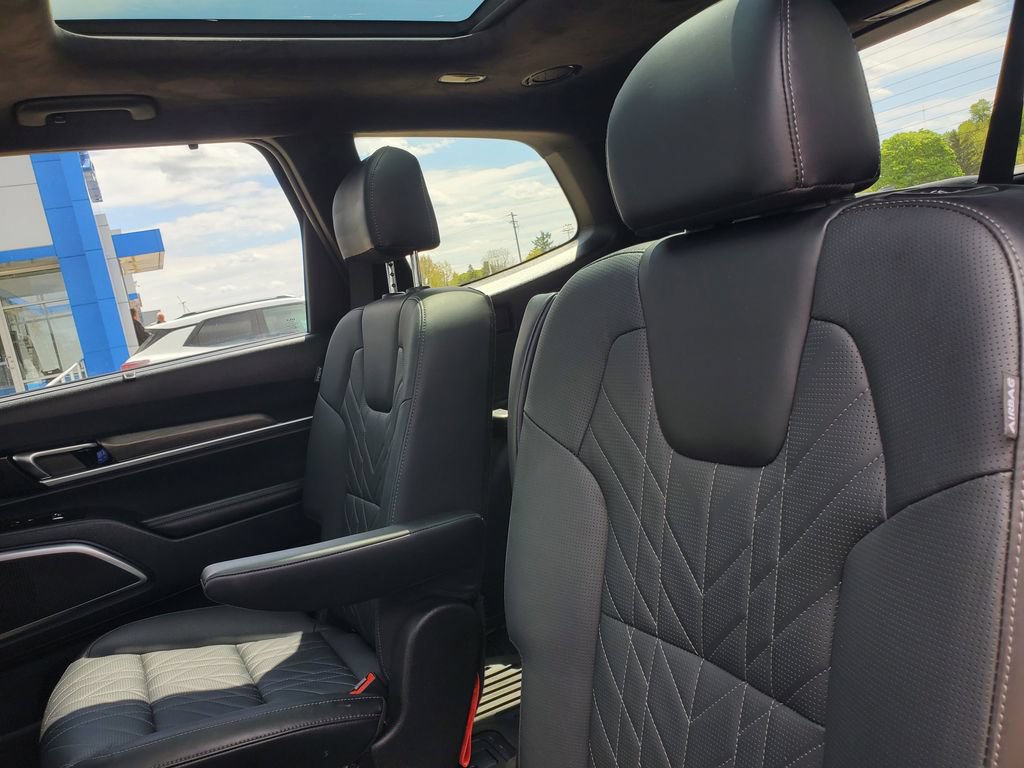 Used 2025 Kia Telluride SX Prestige X-Line AWD/4WD image 31