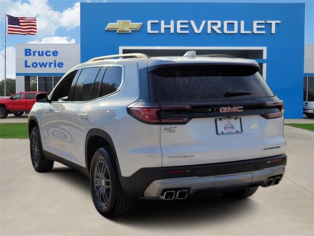 Used 2025 GMC Acadia Elevation image 4