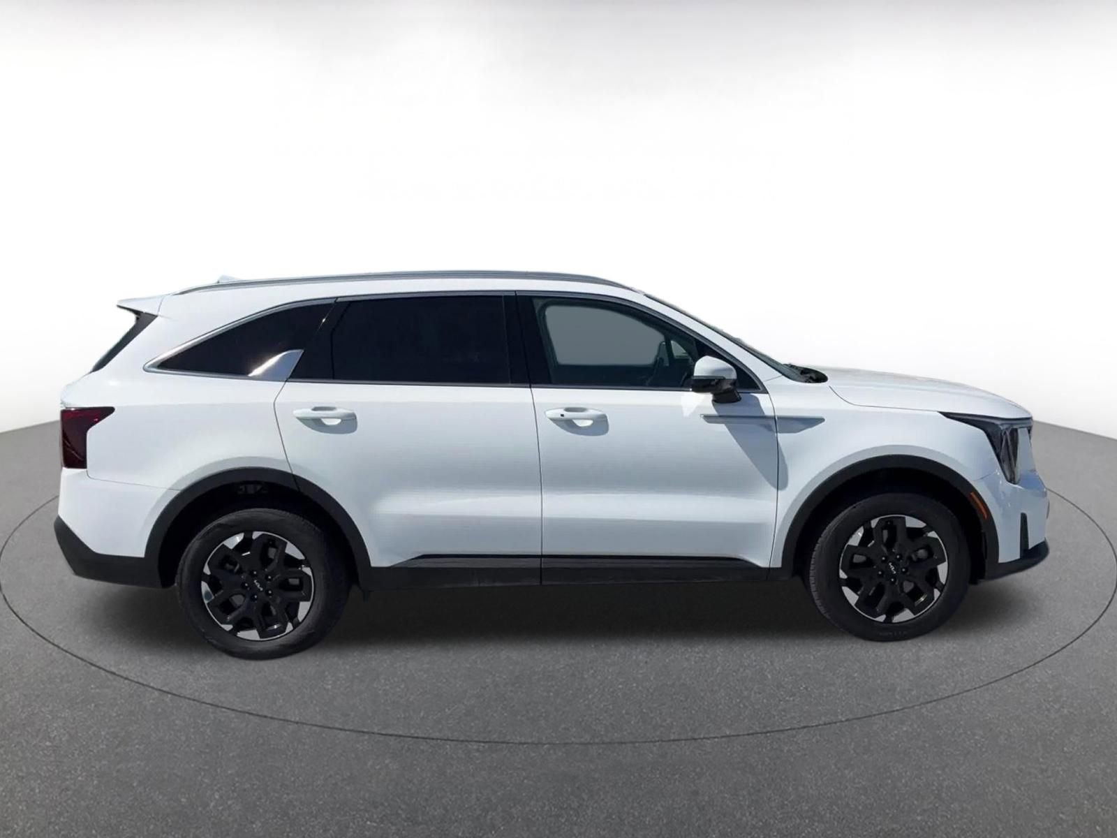 Used 2024 Kia Sorento S AWD/4WD image 16