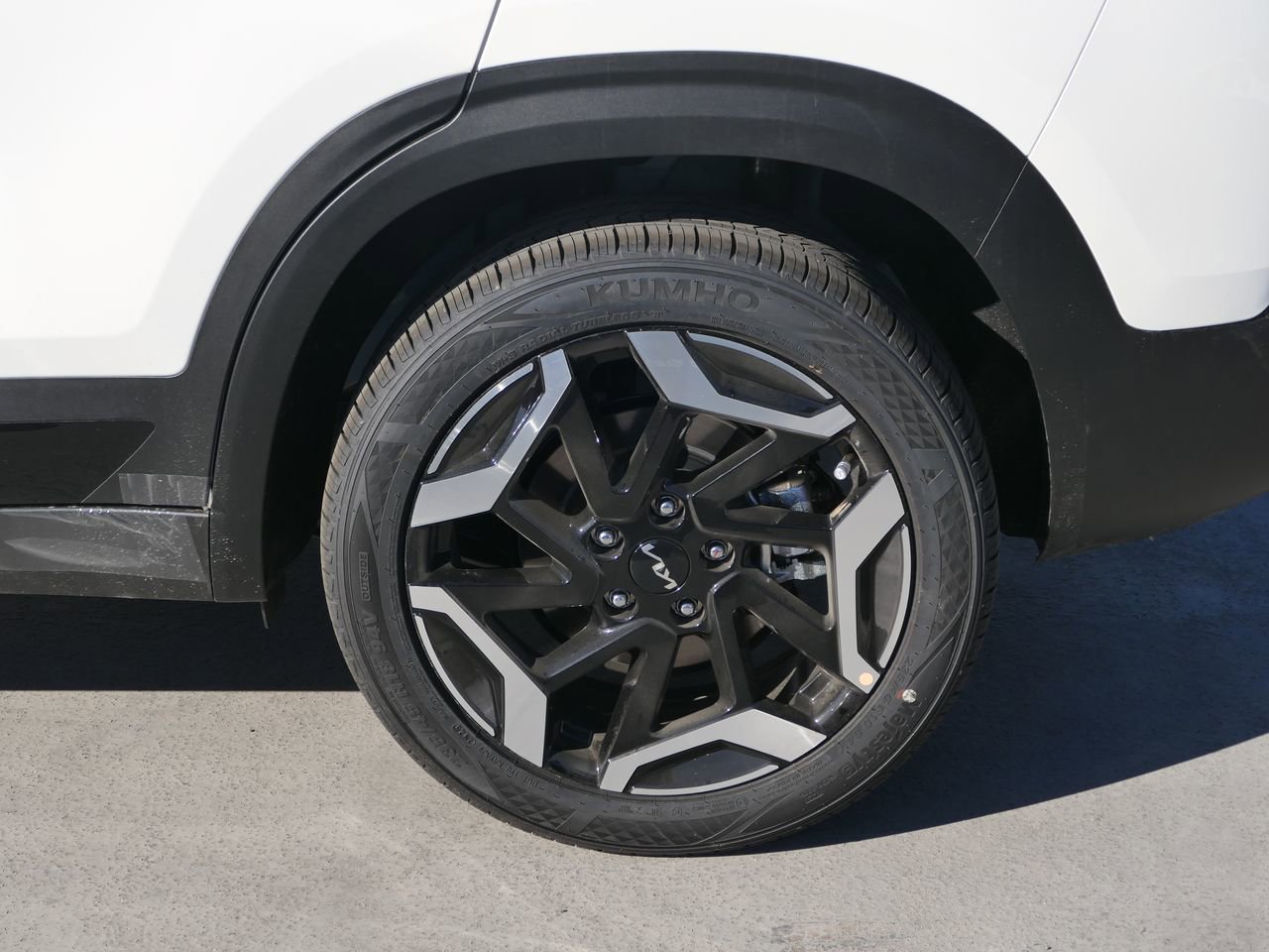 New 2026 Kia Seltos SX AWD/4WD image 9