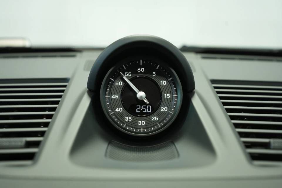 Certified 2026 Porsche 911 Carrera image 36