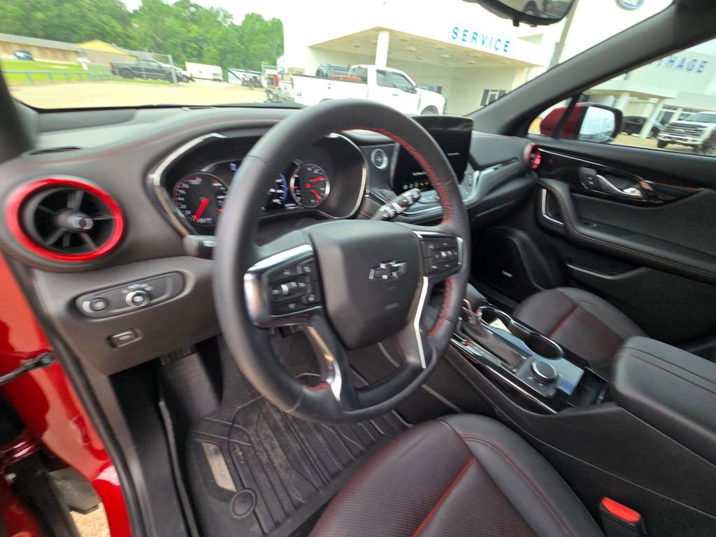 Used 2024 Chevrolet Blazer RS w/ Driver Confidence II Package FWD image 13
