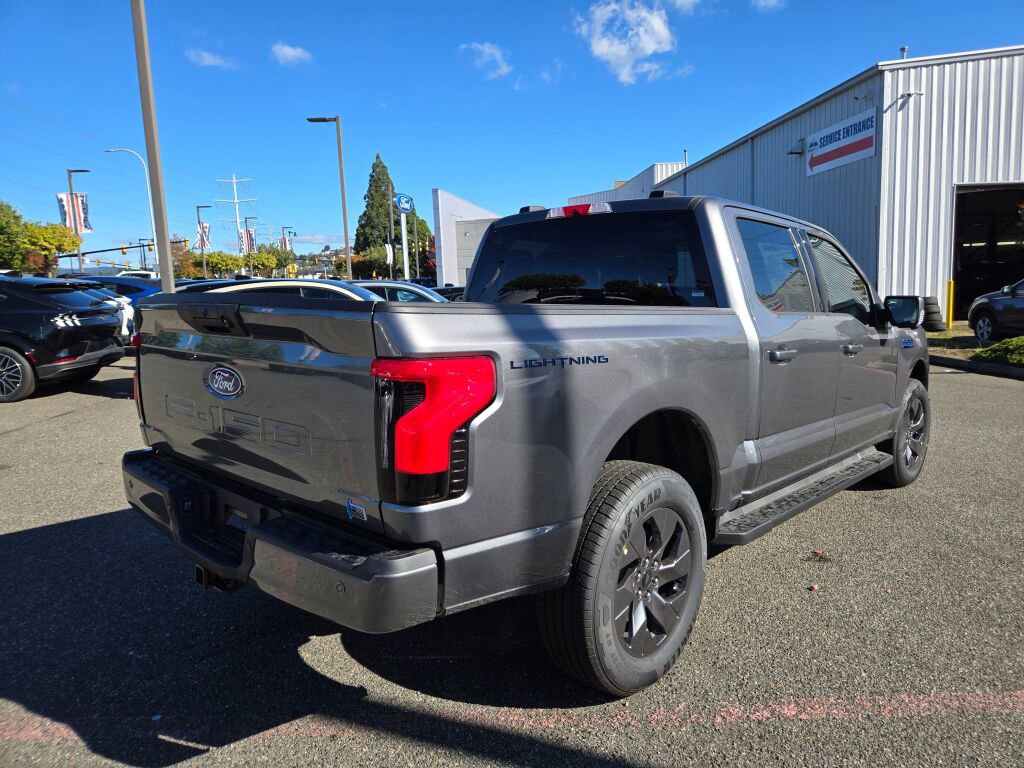 New 2025 Ford F150 Lightning Flash AWD/4WD image 5