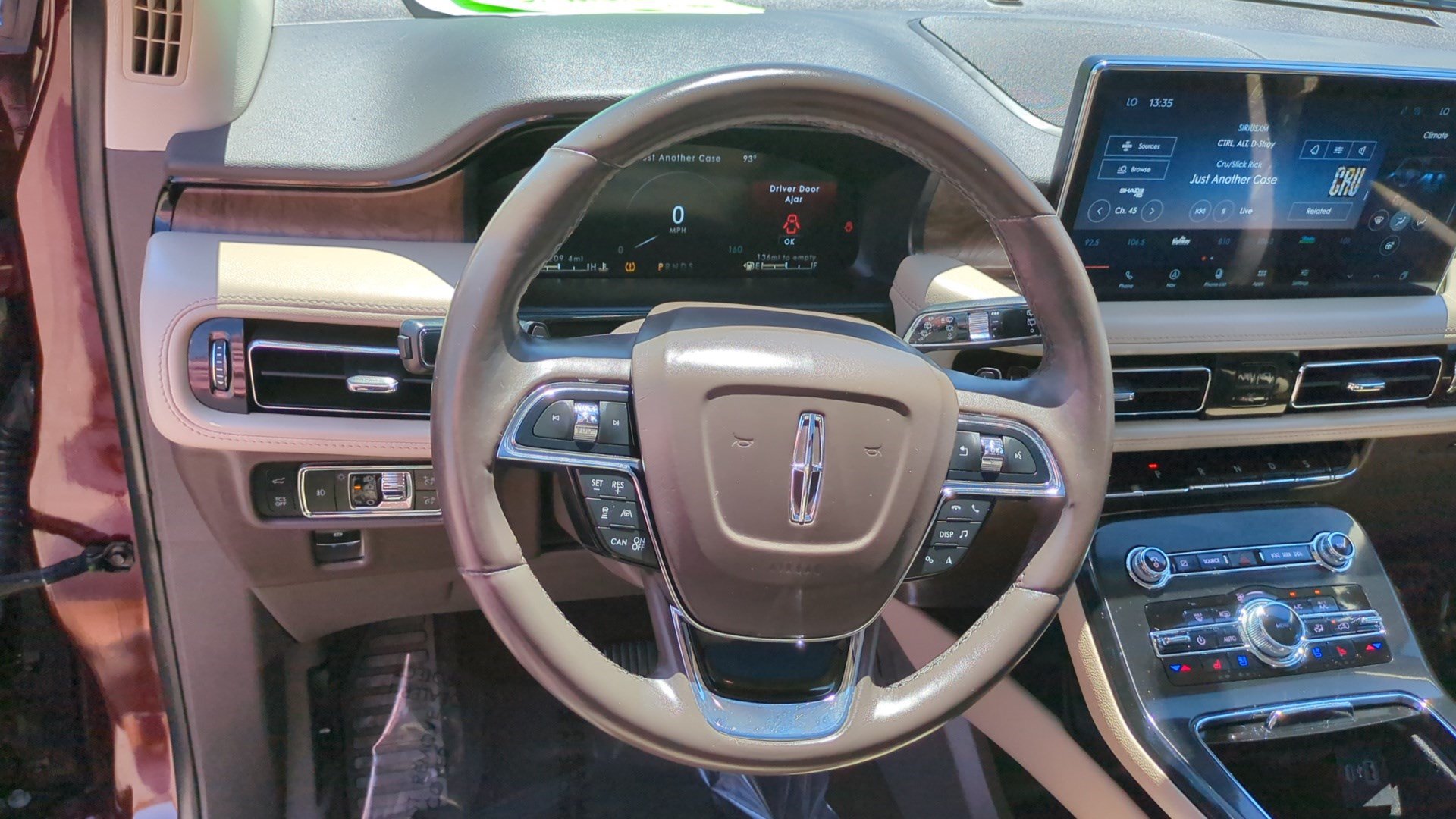 Used 2023 Lincoln Nautilus Reserve w/ Equipment Group 202A AWD/4WD image 16