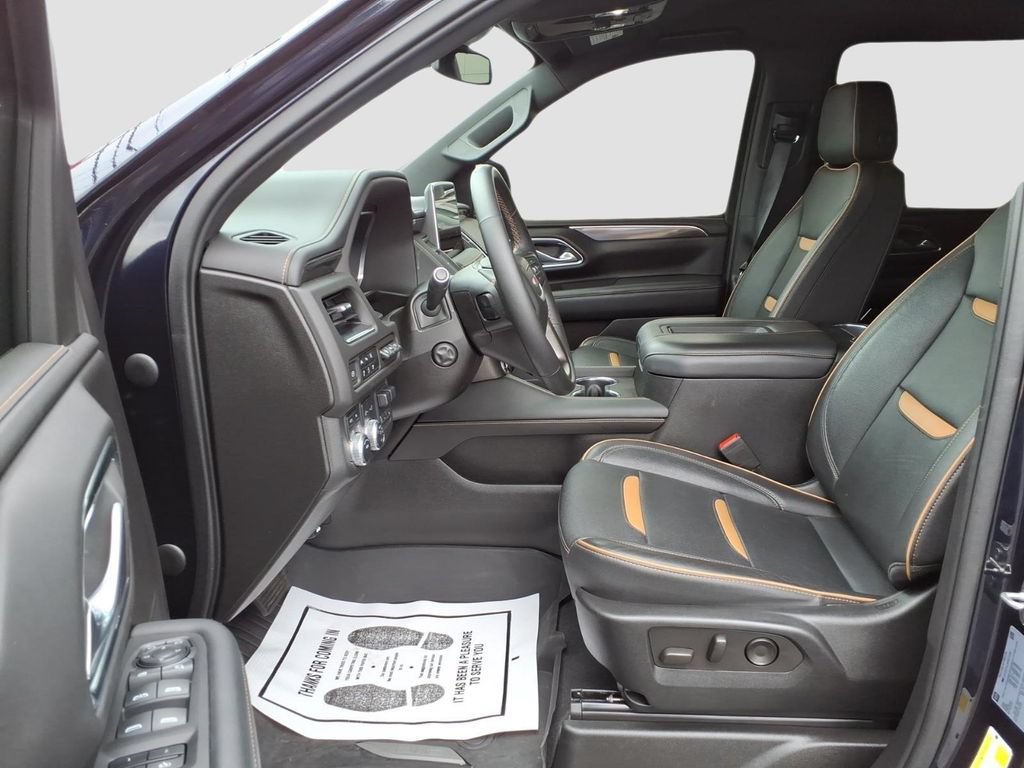 Used 2023 GMC Yukon AT4 w/ Technology Package AWD/4WD image 19