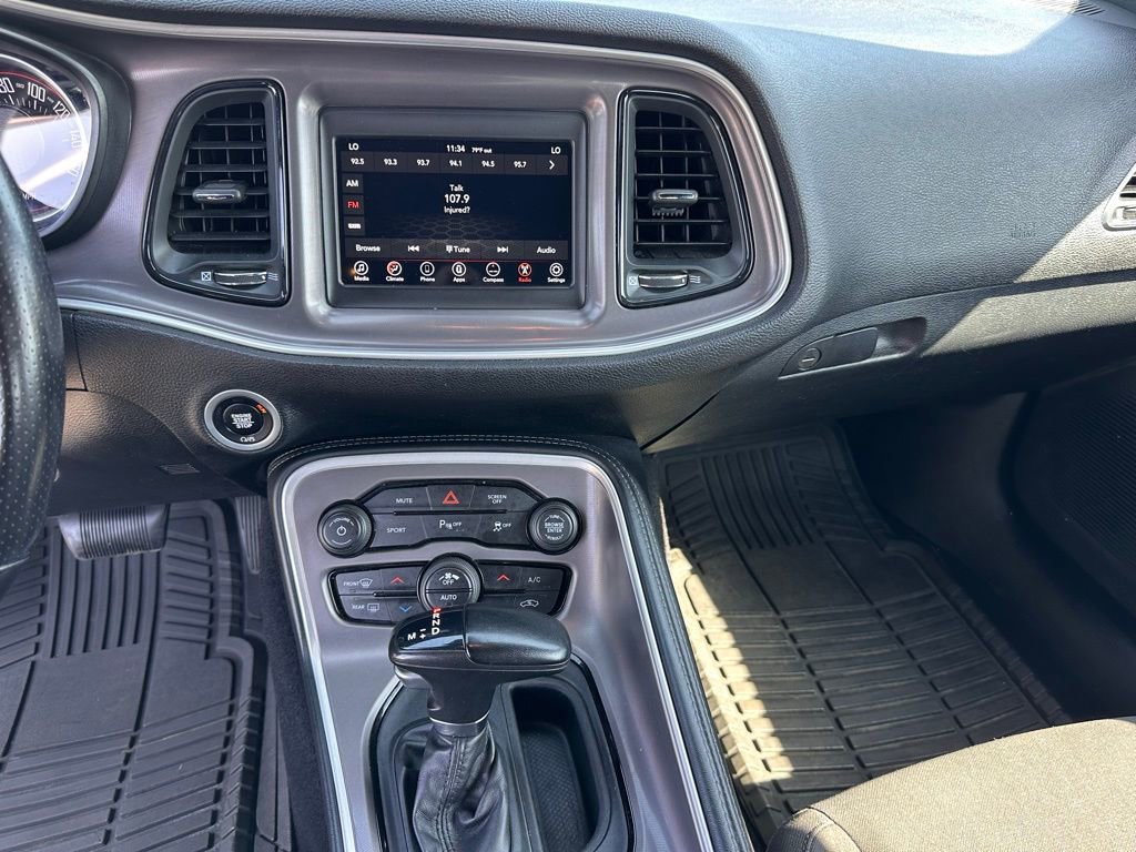 Used 2022 Dodge Challenger GT image 21