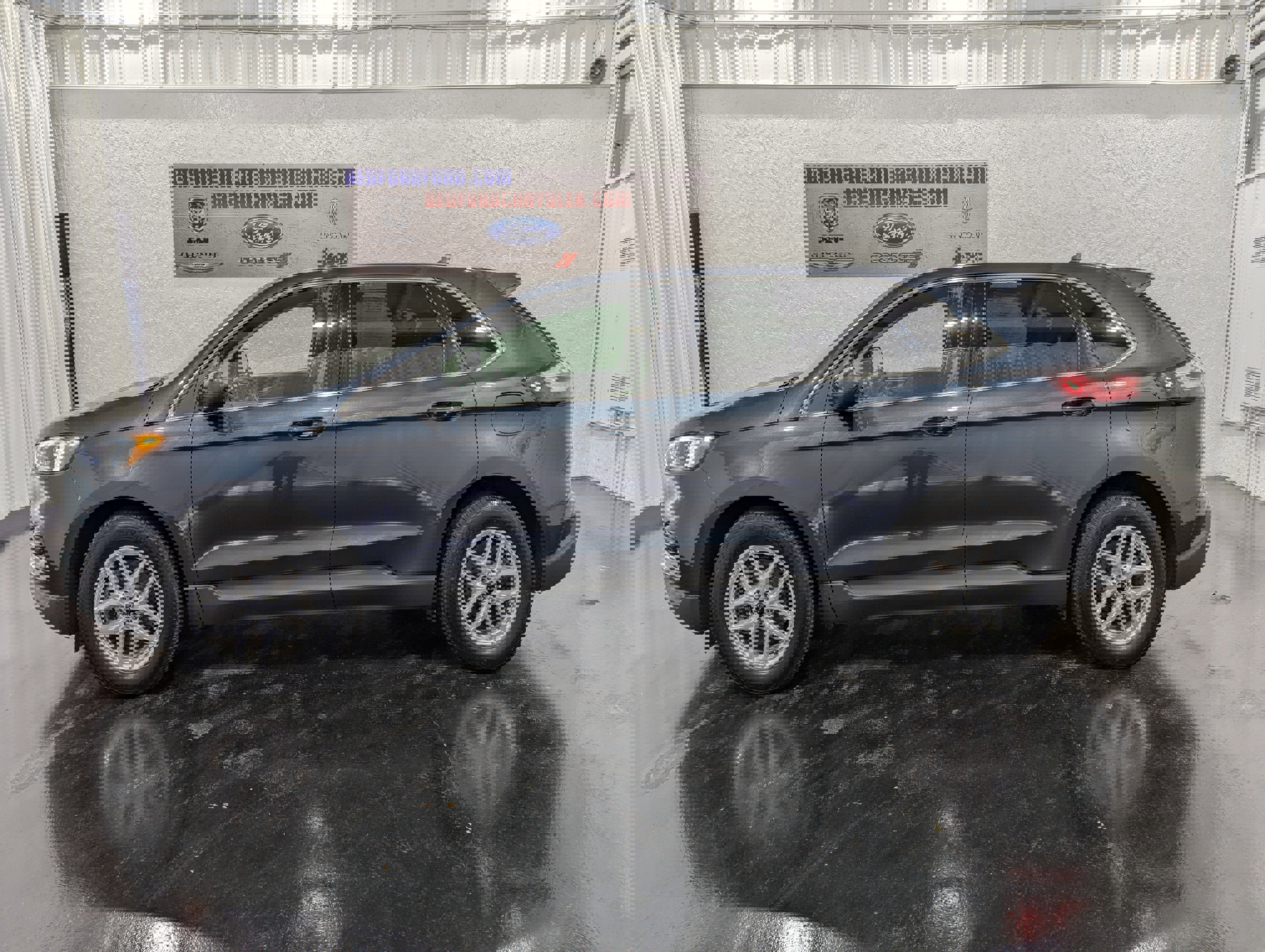 Used 2024 Ford Edge SEL w/ Convenience Package image 2