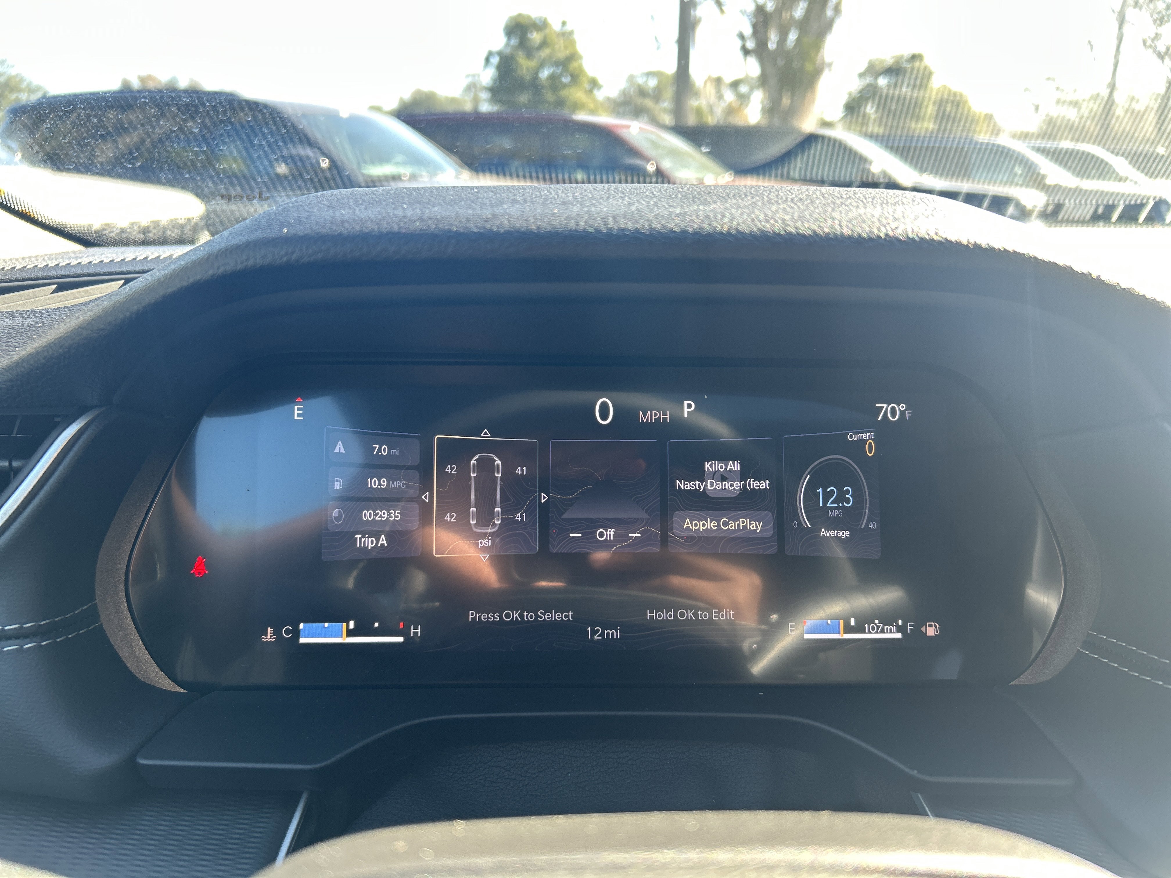 New 2025 Jeep Grand Cherokee Altitude image 23