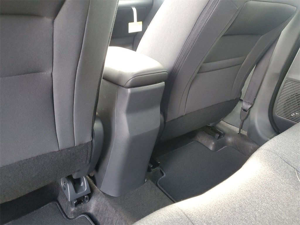 Used 2025 Nissan Kicks SV image 40