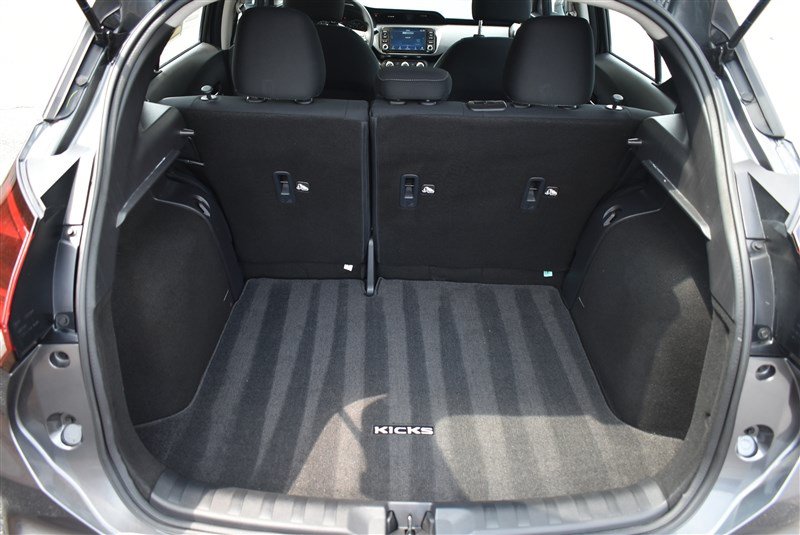 Used 2023 Nissan Kicks SV FWD image 20