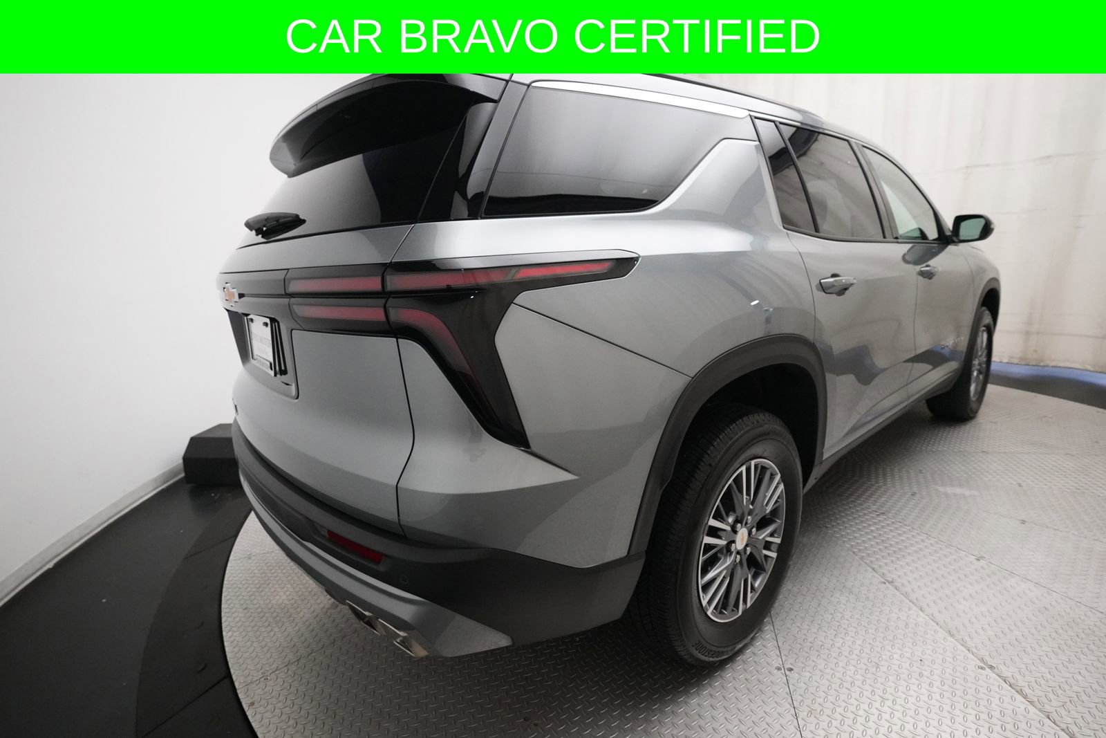 Certified 2026 Chevrolet Traverse LT AWD/4WD image 13