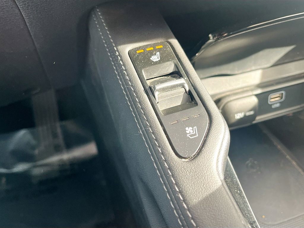 Used 2023 Kia Telluride EX X-Line image 21