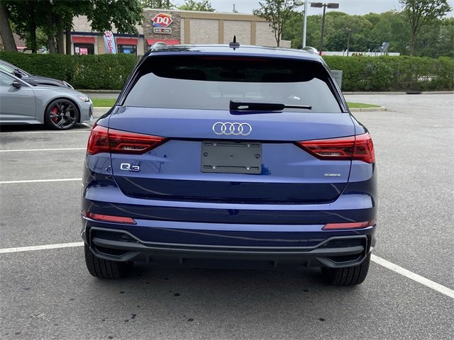 Used 2024 Audi Q3 2.0T Premium w/ Convenience Package image 7