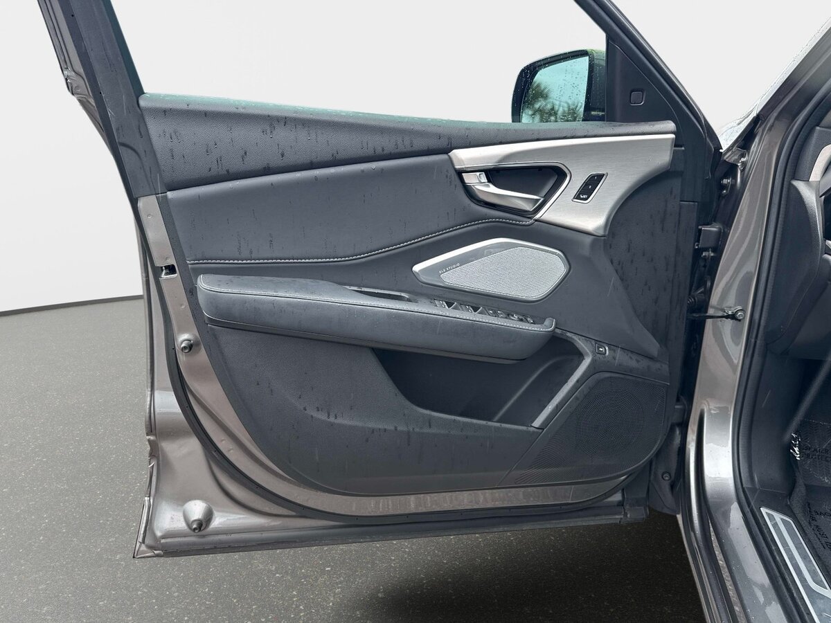 Used 2023 Acura RDX w/ Technology Package FWD image 15