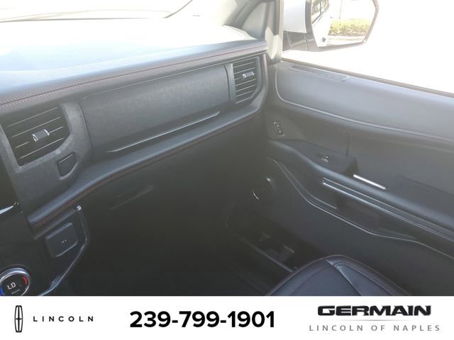 Used 2024 Ford Expedition Limited image 37