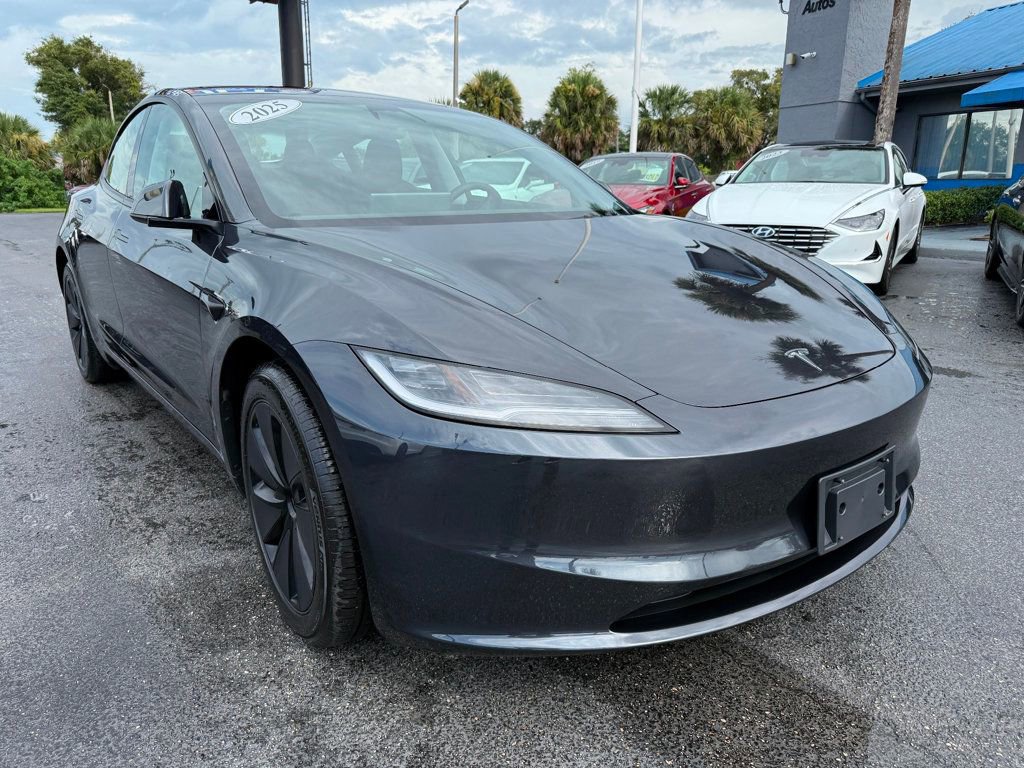 Used 2025 Tesla Model 3 Long Range image 3
