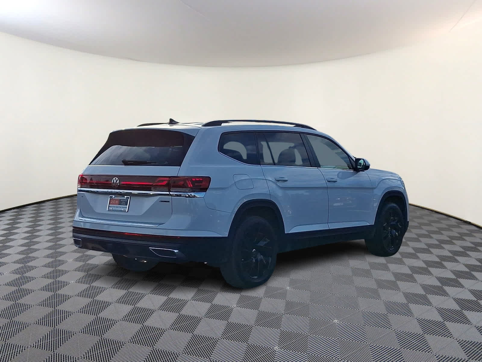 Used 2024 Volkswagen Atlas SE AWD/4WD image 5