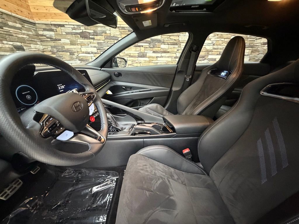 Certified 2024 Hyundai Elantra N image 11