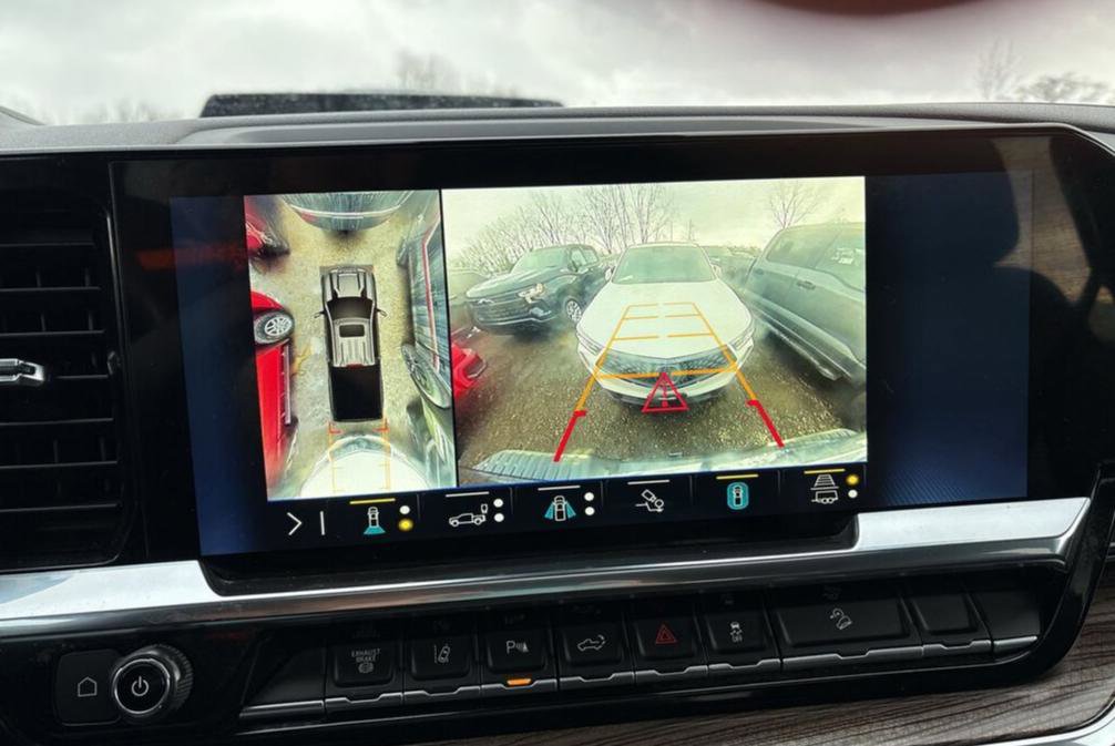 Used 2024 Chevrolet Silverado 2500 LT w/ Midnight Edition image 14