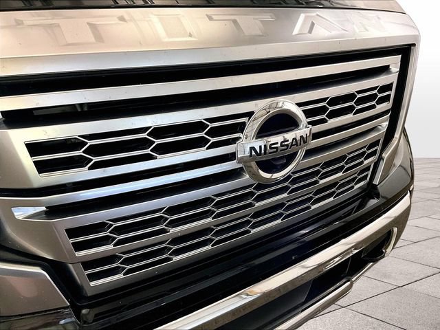 Used 2022 Nissan Titan Platinum Reserve w/ Moonroof Package AWD/4WD image 29