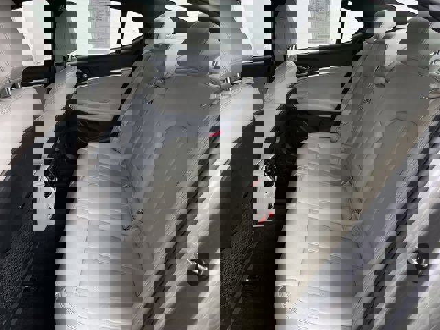 Used 2023 Genesis G70 2.0T image 29