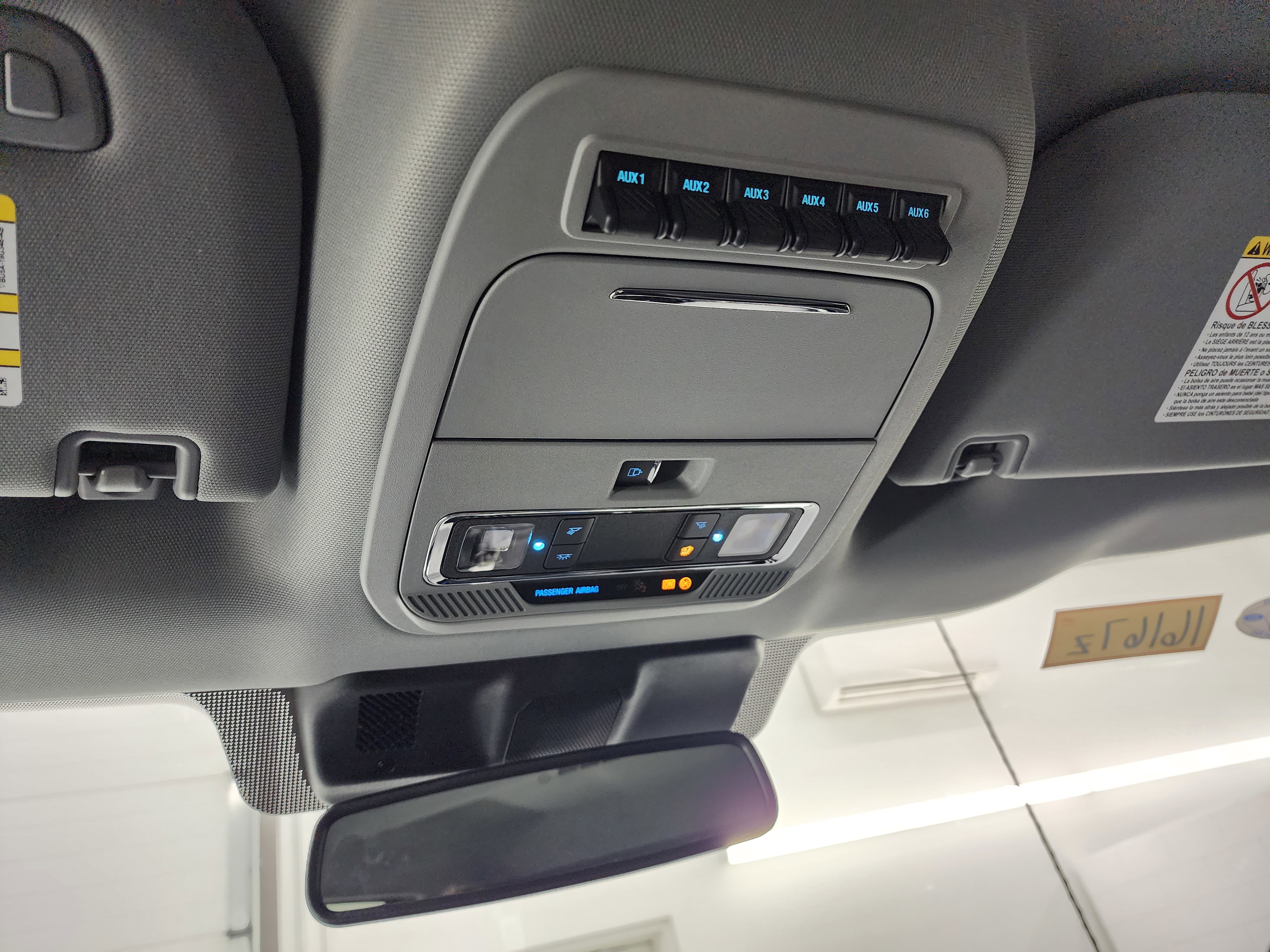 Used 2025 Ford F350 Lariat w/ Lariat Ultimate Package image 11