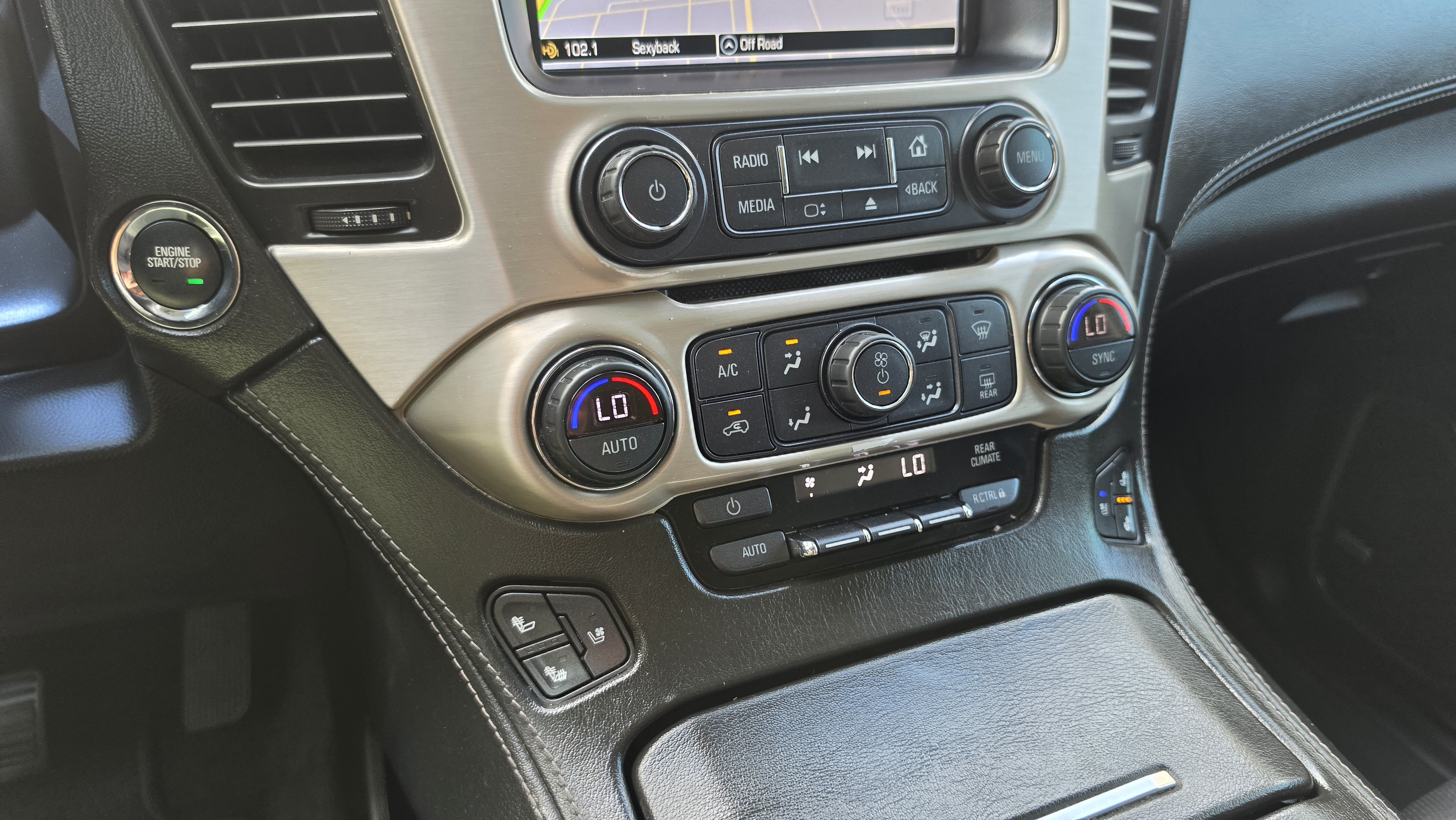 Used 2018 GMC Yukon Denali RWD image 37