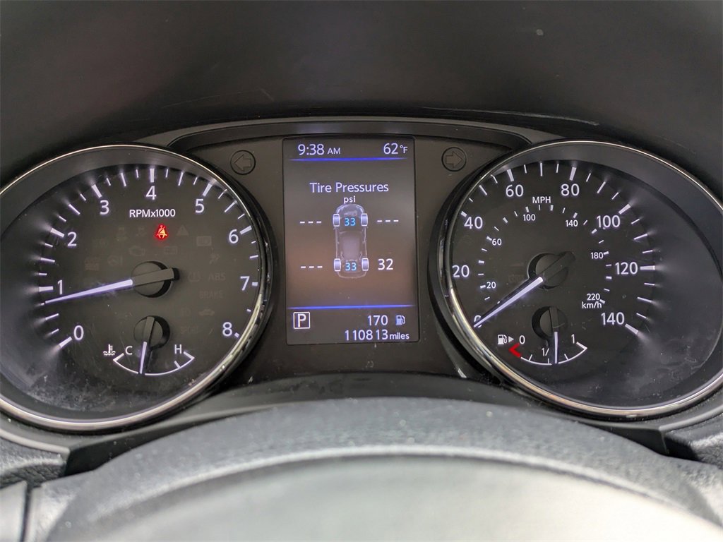 Used 2018 Nissan Rogue SV w/ Premium Package image 31