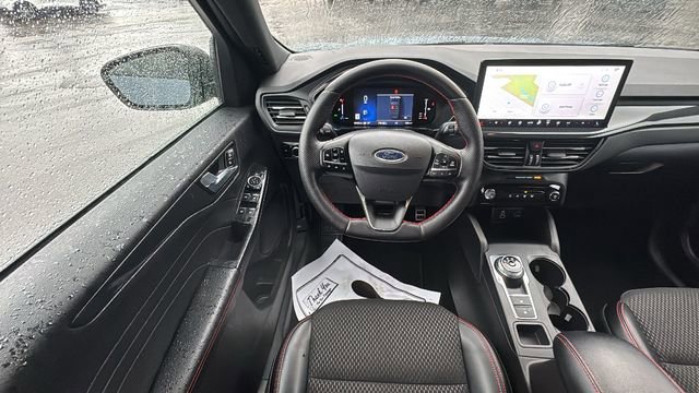 Certified 2024 Ford Escape ST-Line w/ Tech Pack #1 image 13
