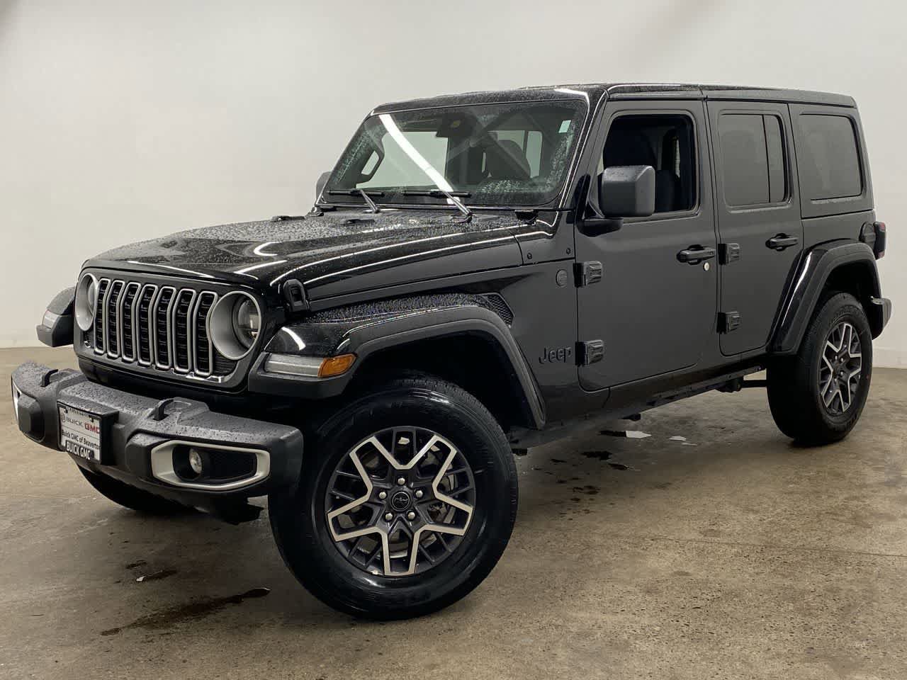 Used 2025 Jeep Wrangler Sahara image 1