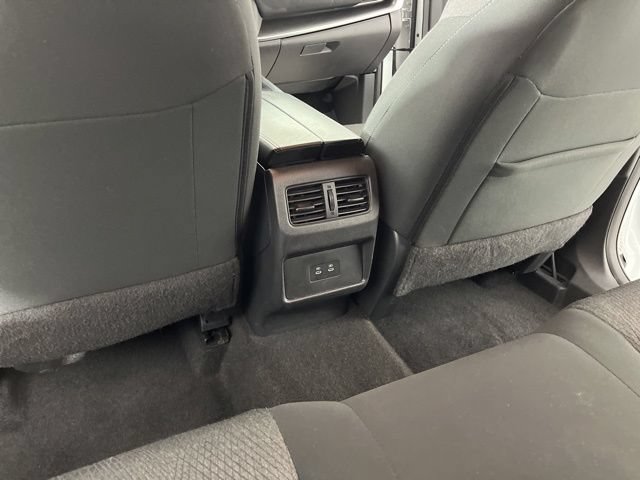 Used 2024 Nissan Rogue SV FWD image 44