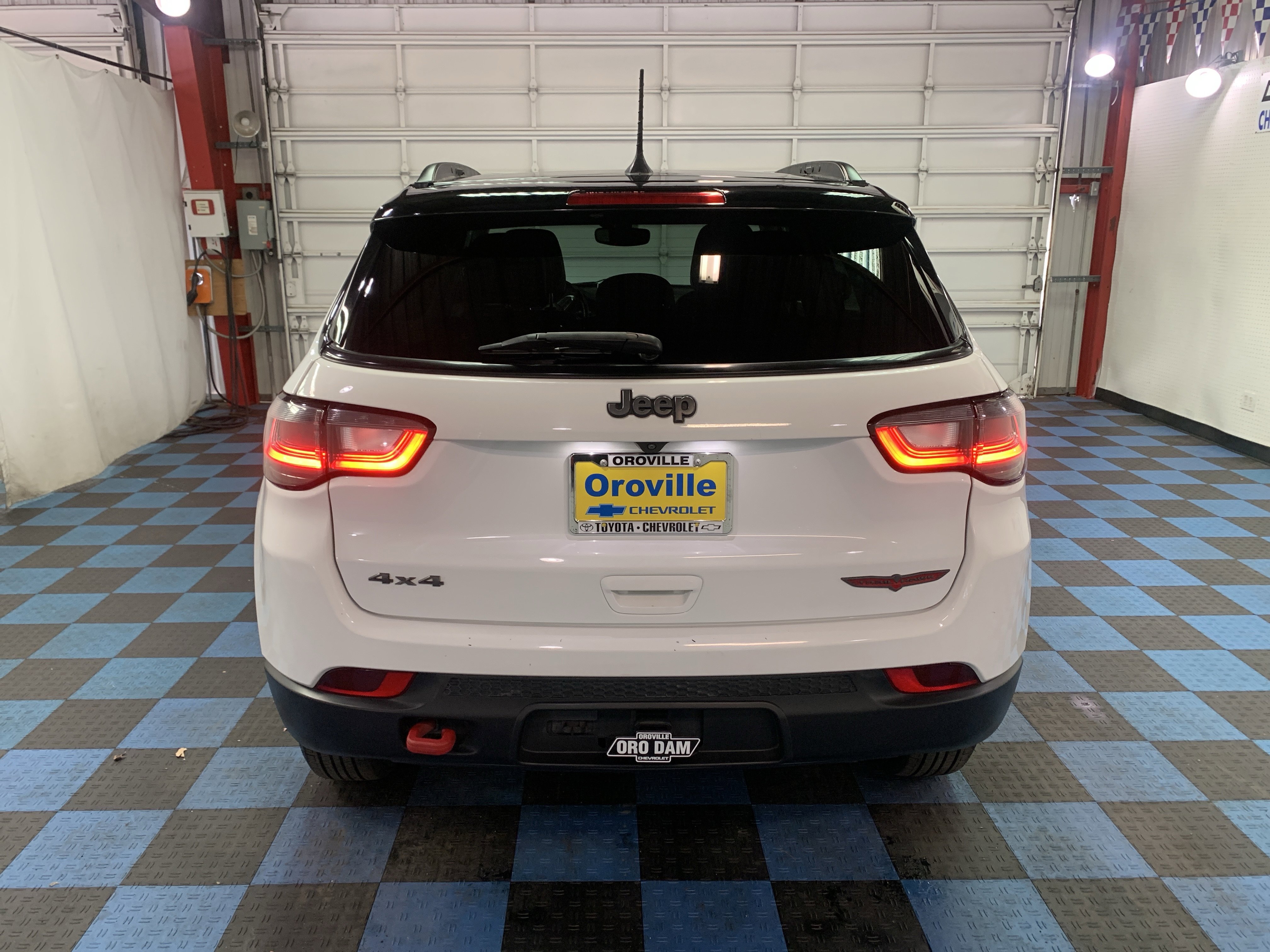 Used 2022 Jeep Compass Trailhawk w/ Trailhawk Elite Group image 5