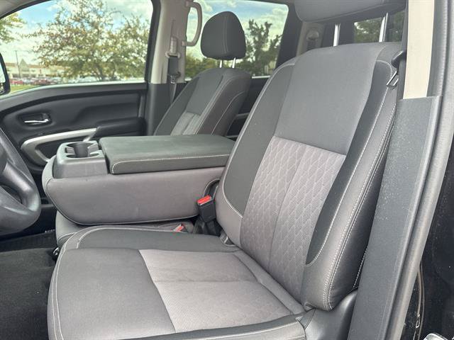 Used 2023 Nissan Titan SV AWD/4WD image 13