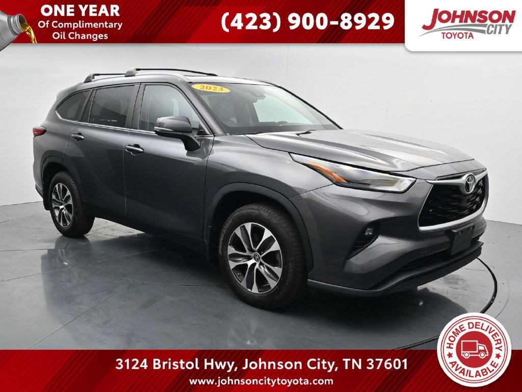 Used 2023 Toyota Highlander XLE