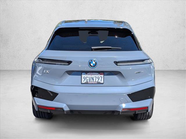 Used 2024 BMW iX xDrive50 w/ Premium Package AWD/4WD image 7