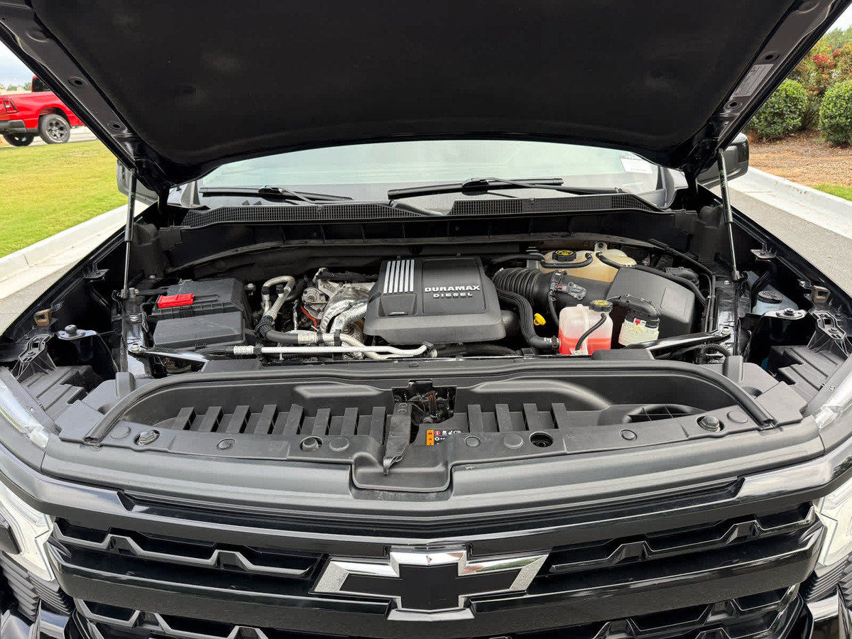 Used 2023 Chevrolet Silverado 1500 RST RWD image 26