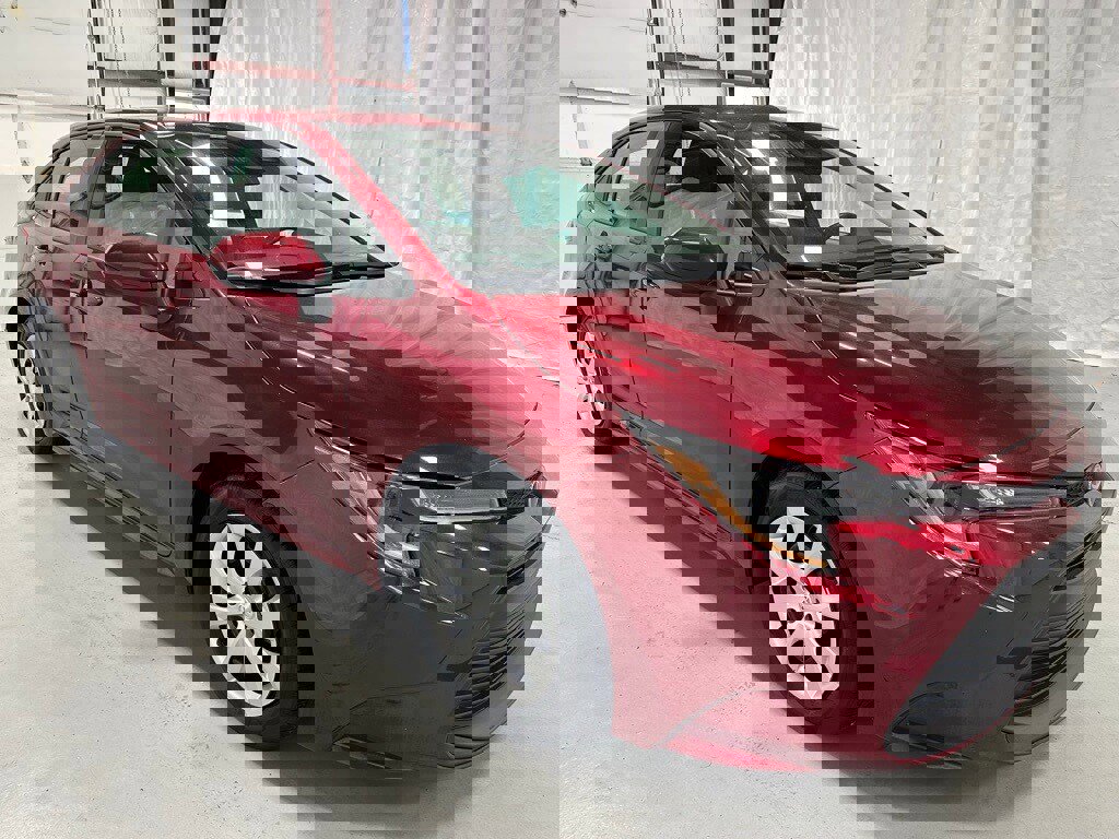 Used 2025 Toyota Corolla LE