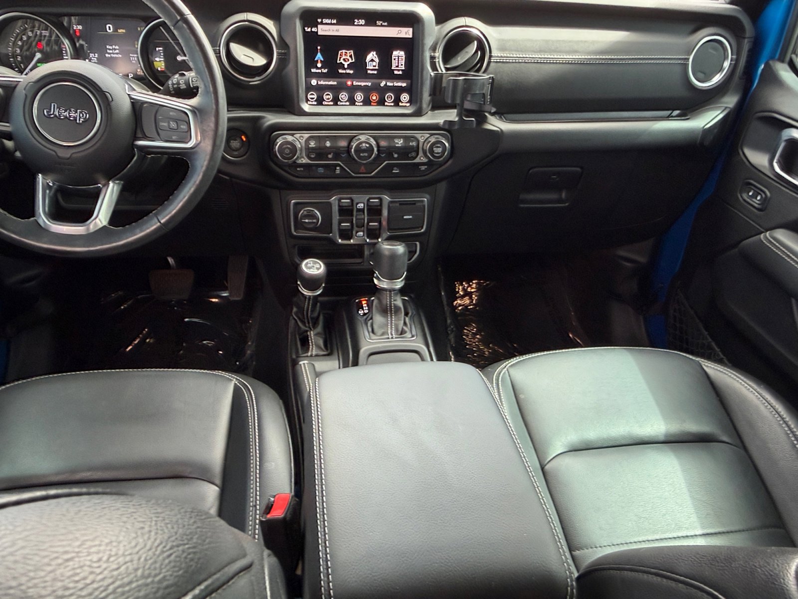 Used 2023 Jeep Wrangler Sahara w/ Cold Weather Group image 21