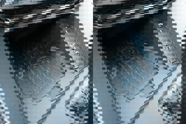 Used 2020 Audi Q3 2.0T Prestige image 30